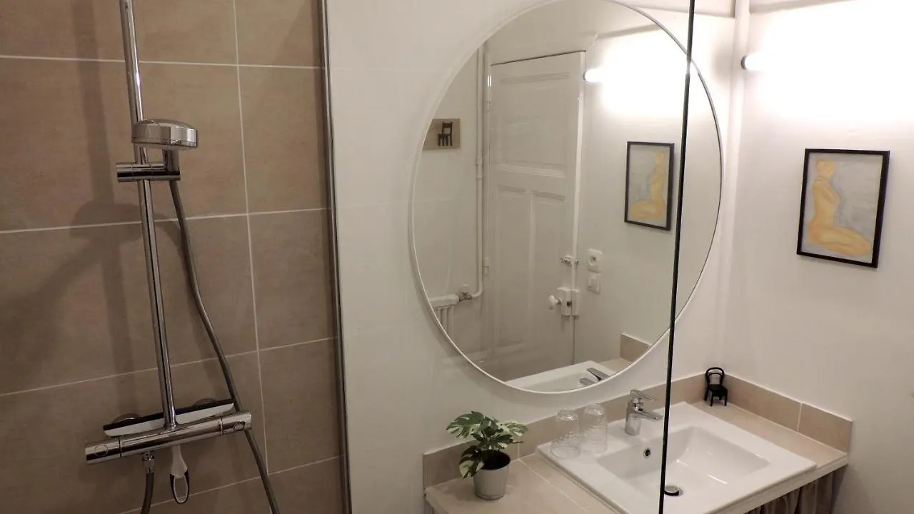 Coeur De Vichy Apartment 0*,